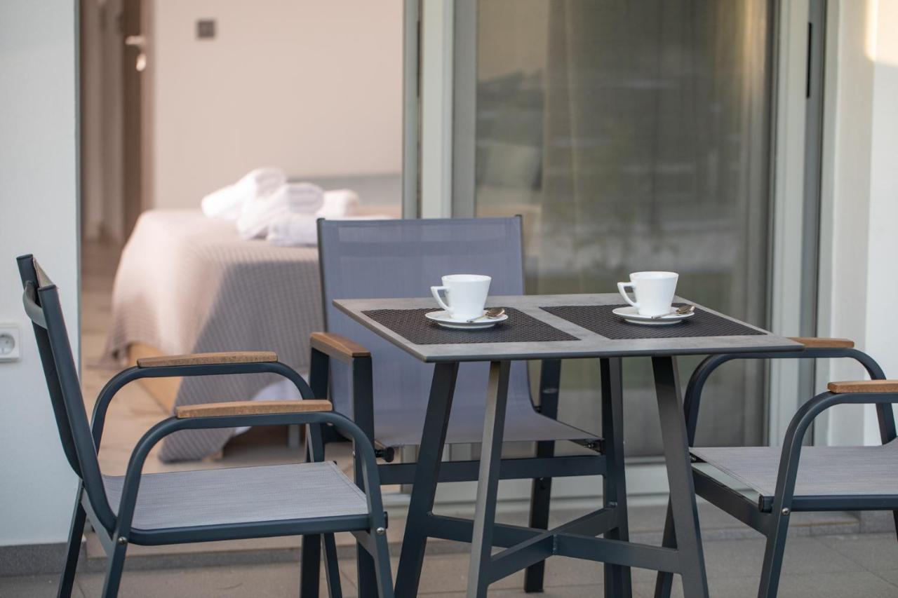 Casa Maresol Aparthotel เนอา สกีโอนี ภายนอก รูปภาพ